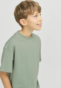 Jack & Jones Junior JJEURBAN EDGE O-NECK NOOS - T-shirt basic - iceberg green