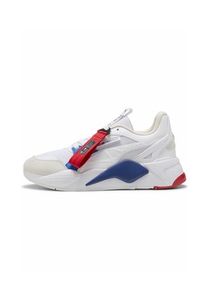 Sneakersy niskie
