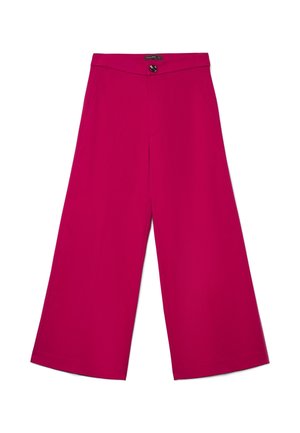 Pantaloni fucsia a gamba larga realizzati in tessuto liscio, con vita alta, tasche frontali e chiusura centrale con bottone in alto.
