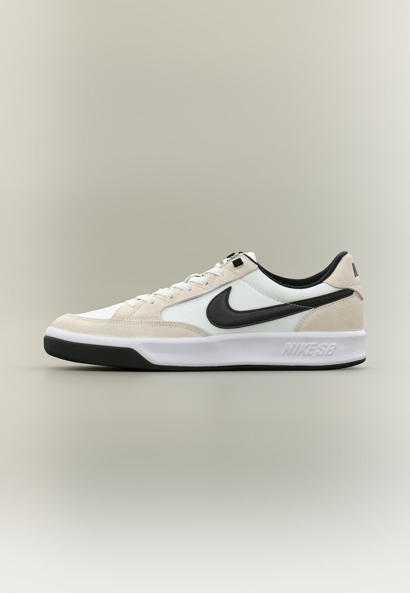 ADVERSARY PREMIUM white/black/white