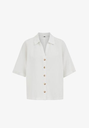 Balti trumpomis rankovėmis marškiniai su apykakle ir šešiais rudos spalvos mygtukais priekyje.