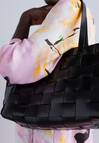 DRAGON DIFFUSION JAPAN TOTE - Ručna torba - black