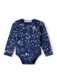 Mornarsko bodysuit z dolgimi rokavi v temno modri barvi, okrašen s belimi tiskovinami v vesoljski temi, vključno s planeti, zvezdami in risanimi liki. Narejen iz mehkih, elastičnih materialov.