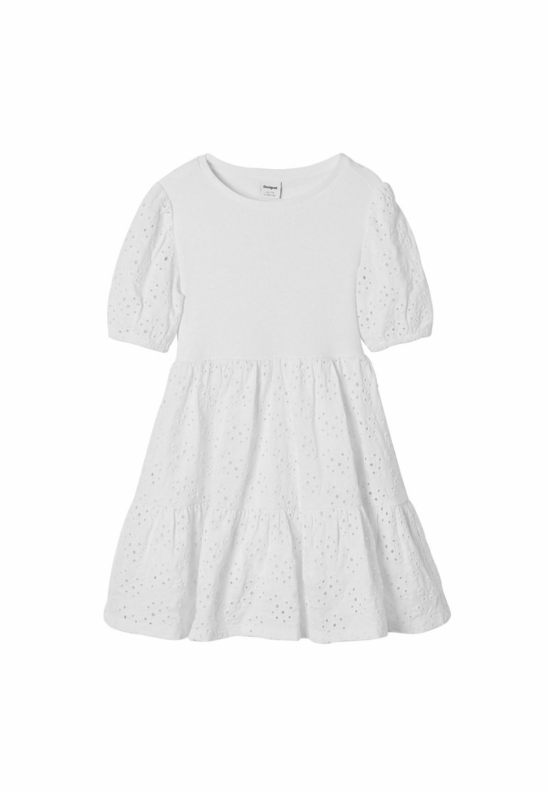 Robe blanche pour tout-petit avec manches bouffantes en dentelle ajourée et jupe, corsage ajusté et encolure ronde.
