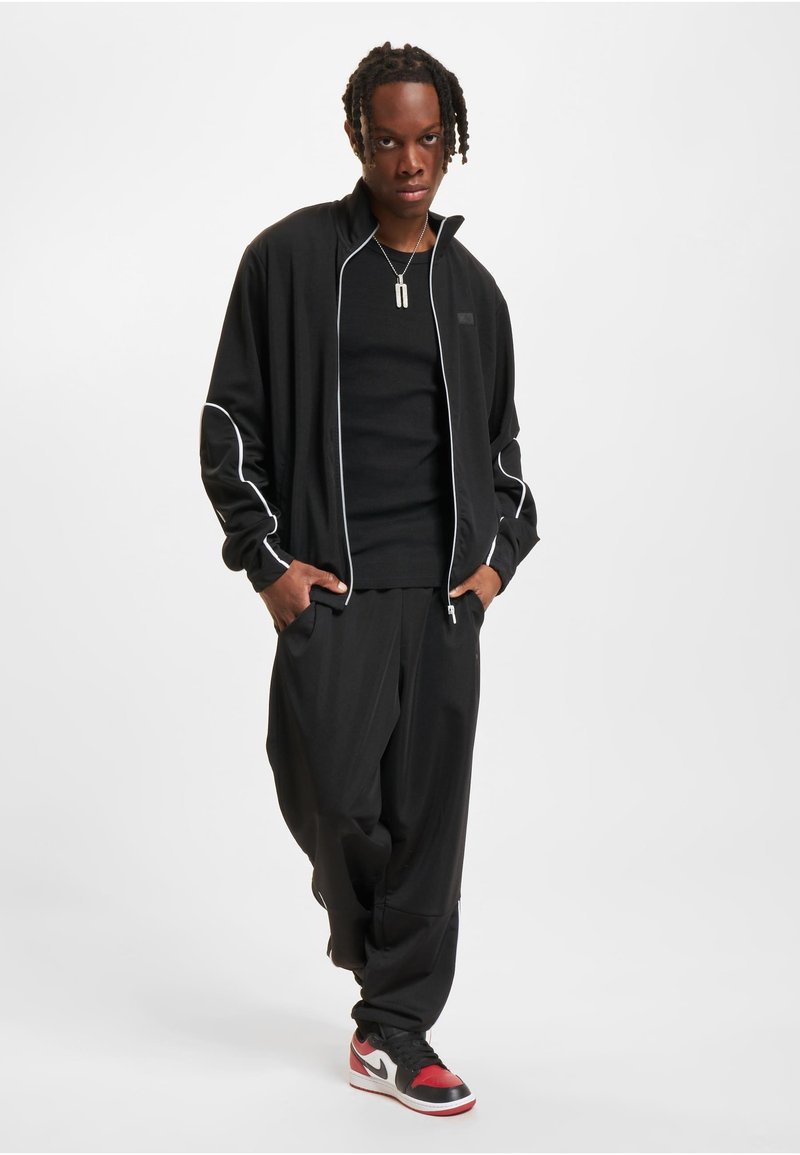 Alpha Industries JOGGER - Pantalones deportivos - black