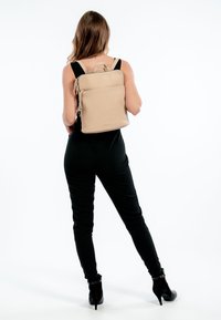 SURI FREY - DEBBY - Tagesrucksack - sand Thumbnail-Bild 1