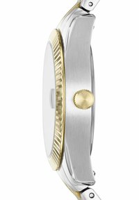 Orologio in acciaio inossidabile con cassa argento e lunetta scanalata dorata. Presenta una corona dorata sul lato e un quadrante in vetro trasparente.