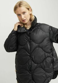 JJXX SHINY QUILTED OTW SN - Manteau d'hiver - black
