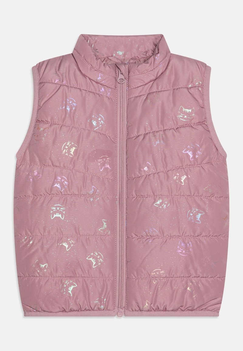 Veste matelassée sans manches rose avec fermeture éclair devant et motifs de visages de chats irisés dispersés sur le tissu.