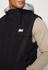 Jack & Jones Väst - black