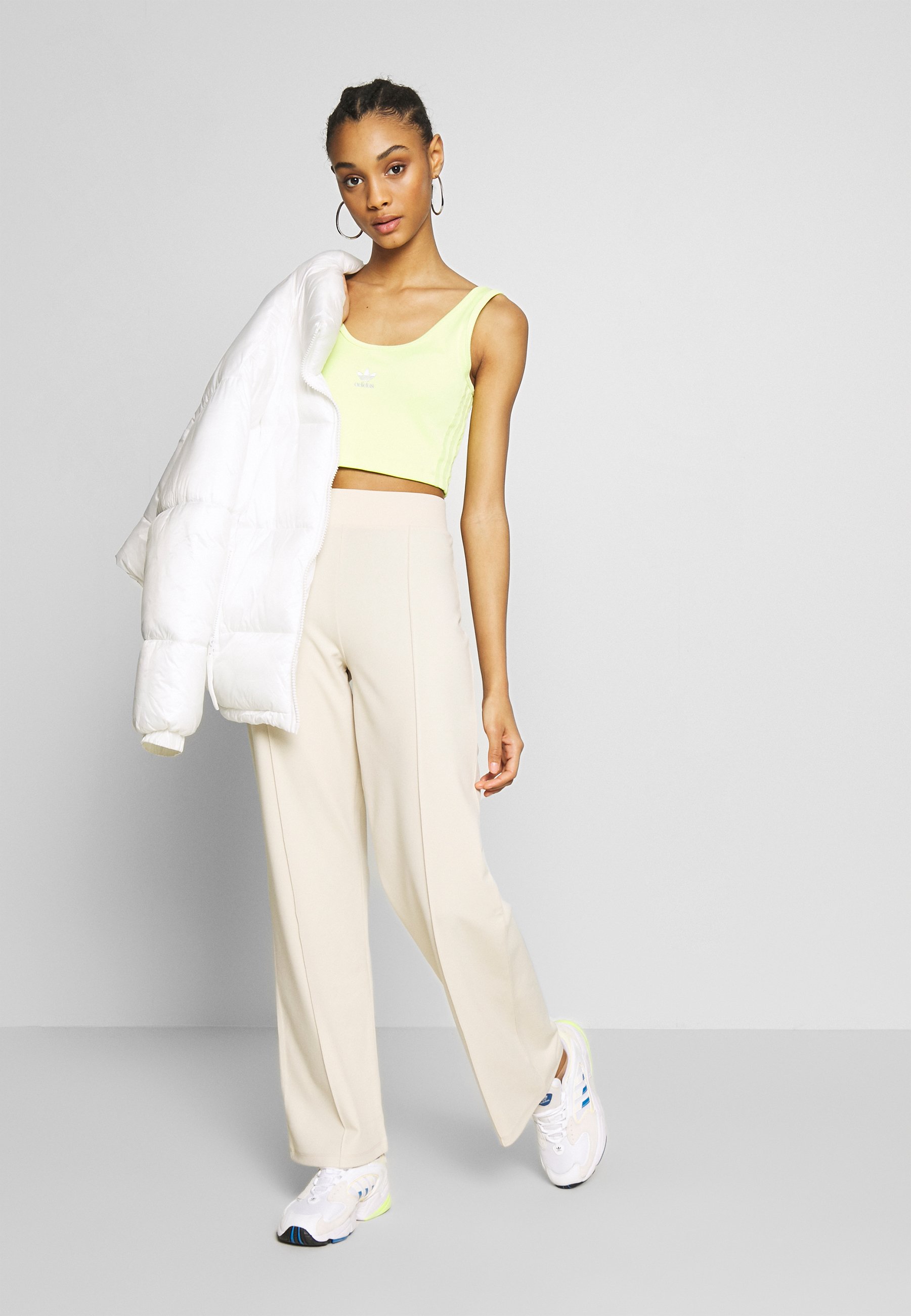DETAILED WIDE PANTS Bukse beige DETAILED WIDE PANTS Bukse beige