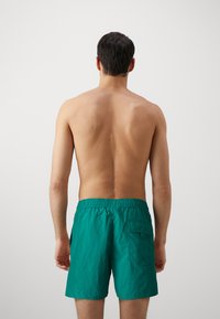 Champion MEDIUM LENGTH - Fürdőnadrág - dark green