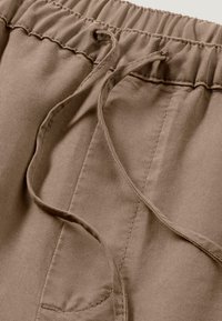 hessnatur Stoffhose - camel
