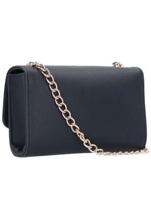 Borsa a tracolla in faux leather blu navy con finitura testurizzata, dotata di una tracolla in catena dorata e di una forma rettangolare strutturata.