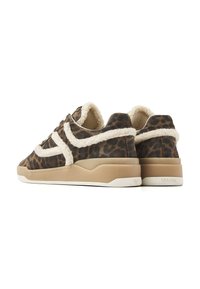 Leopard print sneakers with beige faux fur accents, featuring a low-top design and a textured rubber sole. Brand detail on the heel.