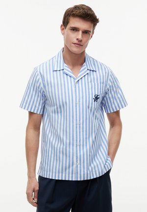 Tommy Hilfiger REGULAR FIT PAPER TOUCH SHORT SLEEVE SHIRT - Pluus - blue spell