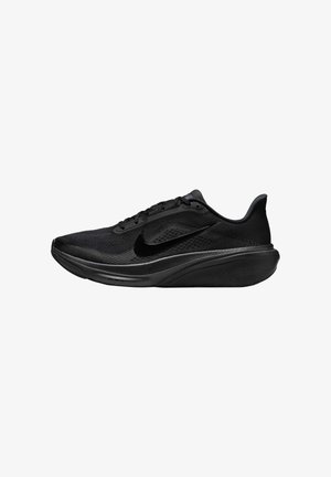Chaussure de running noire Nike avec tige en mesh, design à lacets et semelle épaisse et coussinée vue de l'extérieur.