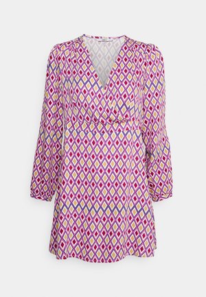 ONLY Petite ONLALMA LIFE RILEY DRESS - Vestido informal - radiant orchid/canyon