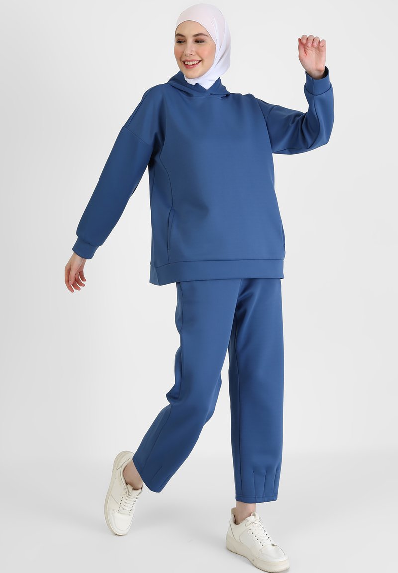 Modanisa Blue Modanisa REFKA SET - Tracksuit - dark blue - Zalando.ie