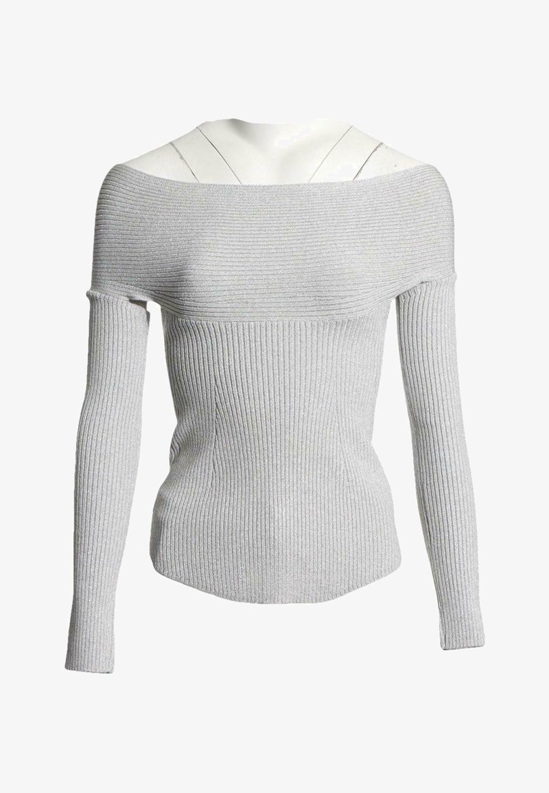 Pull en maille côtelée gris clair avec manches longues et large encolure décolletée sur les épaules, présenté sur un buste de mannequin blanc.