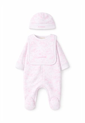 Set morbido composto da cappellino rosa tenue e bianco per neonati, bavaglino e tutina con piedini, con motivo discreto e logo Givenchy su bavaglino e cappellino.