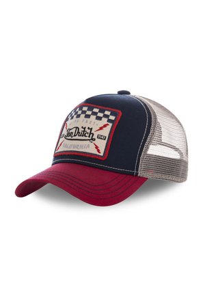 Casquette de camionneur avec un devant bleu marine et une visière rouge, ornée d'un patch rétro, d'un dos en maille et d'un motif à carreaux sur le patch.
