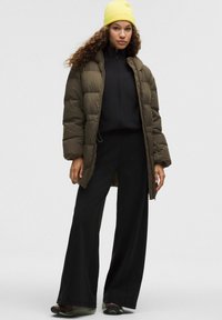 Wybrany, olive brown-