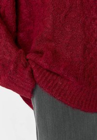 Object Sweter