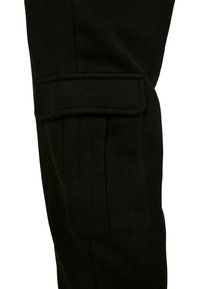 Urban Classics Kapsáče - black