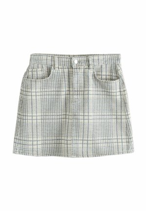 Høj talje, beige mininederdel med marineblåt ternet mønster, frontlommer, bæltestropper og enkelt knaplukning.