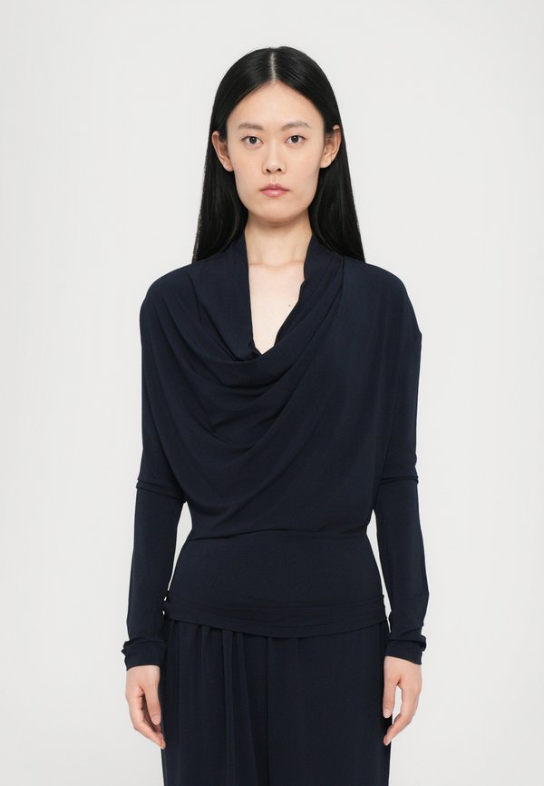 FINA  - Long sleeved top