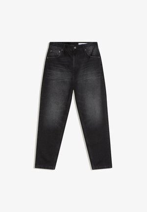 Zwarte jeans met rechte pijpen, hoge taille, voorzakken, knoopsluiting en subtiele vervaagde details op de dijen en knieën.