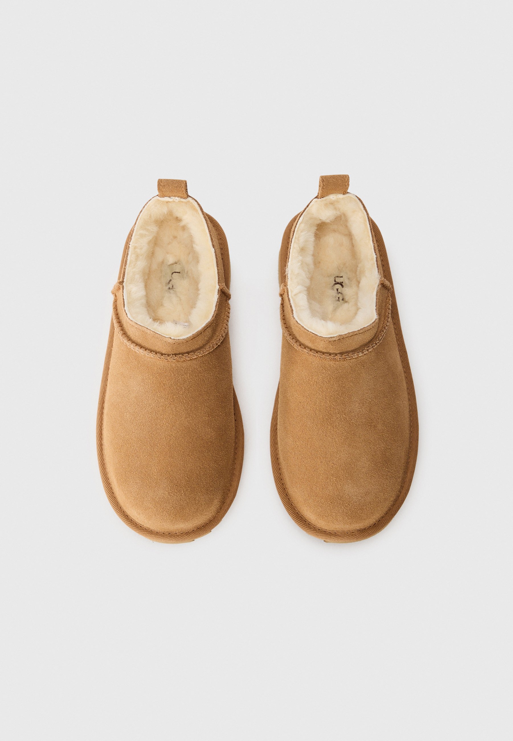 UGG CLASSIC MICRO UNISEX - Slippers - chestnut/light brown