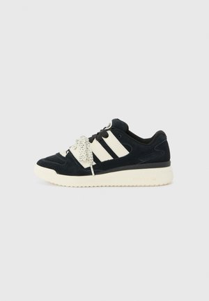 FORUM 2000 UNISEX - Sneakers basse - core black/off white