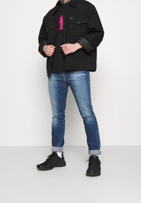 Diesel Printtipaita - black