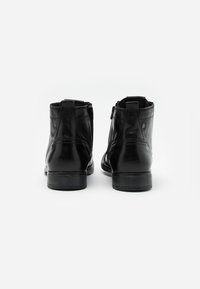 Jack & Jones Botines con cordones - black