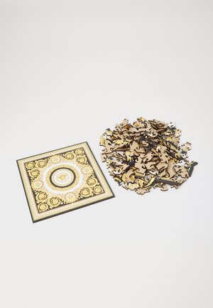 Versace BOARD GAME FOR ADULTS CRETE DE FLEUR UNISEX - Sonstige Accessoires - gold/white/black