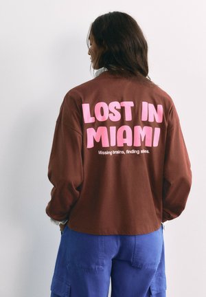 PULL&BEAR, LOST IN MIAMI GRAPHIC - T-SHIRT - Langærmet T-shirt - brown