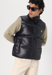 Belstaff RESOLVE GILET - Strukirani kaput - black