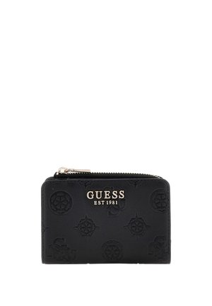 Portafoglio Guess nero con cerniera a giro e loghi in rilievo, con scritta argentata "GUESS EST 1981" sul davanti.