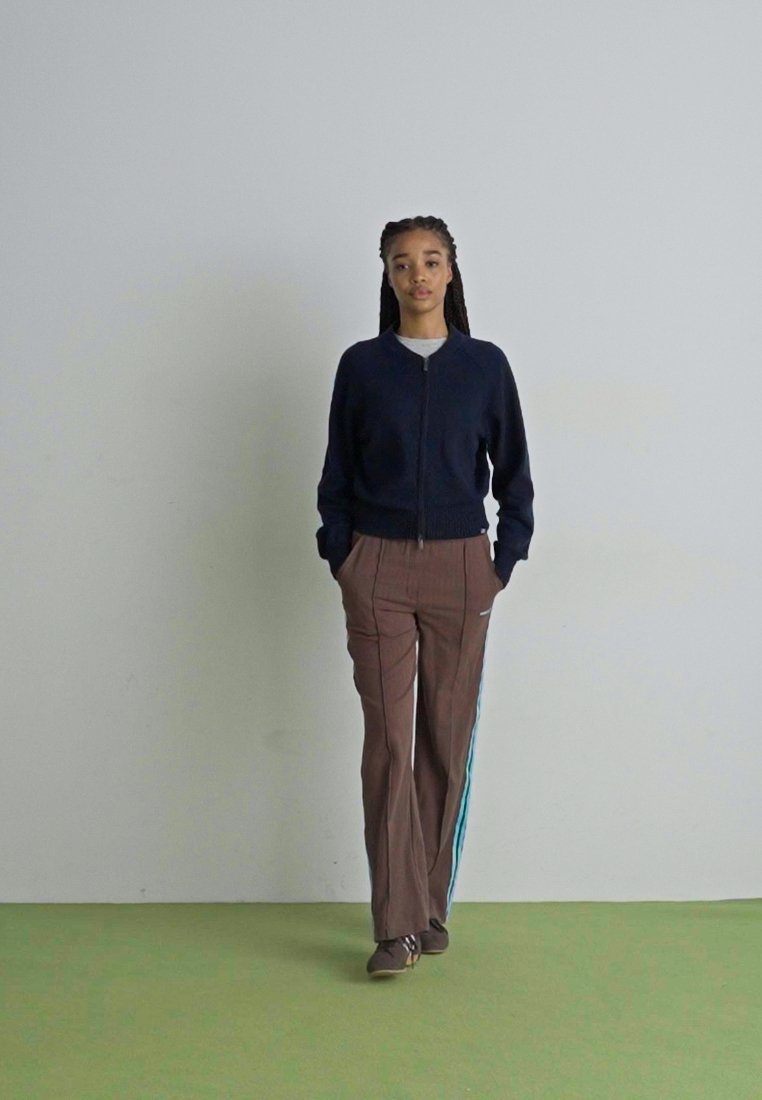 adidas Originals TAILORED - Jogginghose - auburn/braun - Zalando