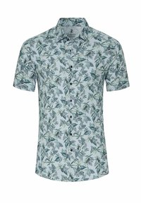 Korte mouwen knop-up shirt in lichtblauw, met een groene botanische print van verschillende bladeren en bloemen, gemaakt van lichte stof.