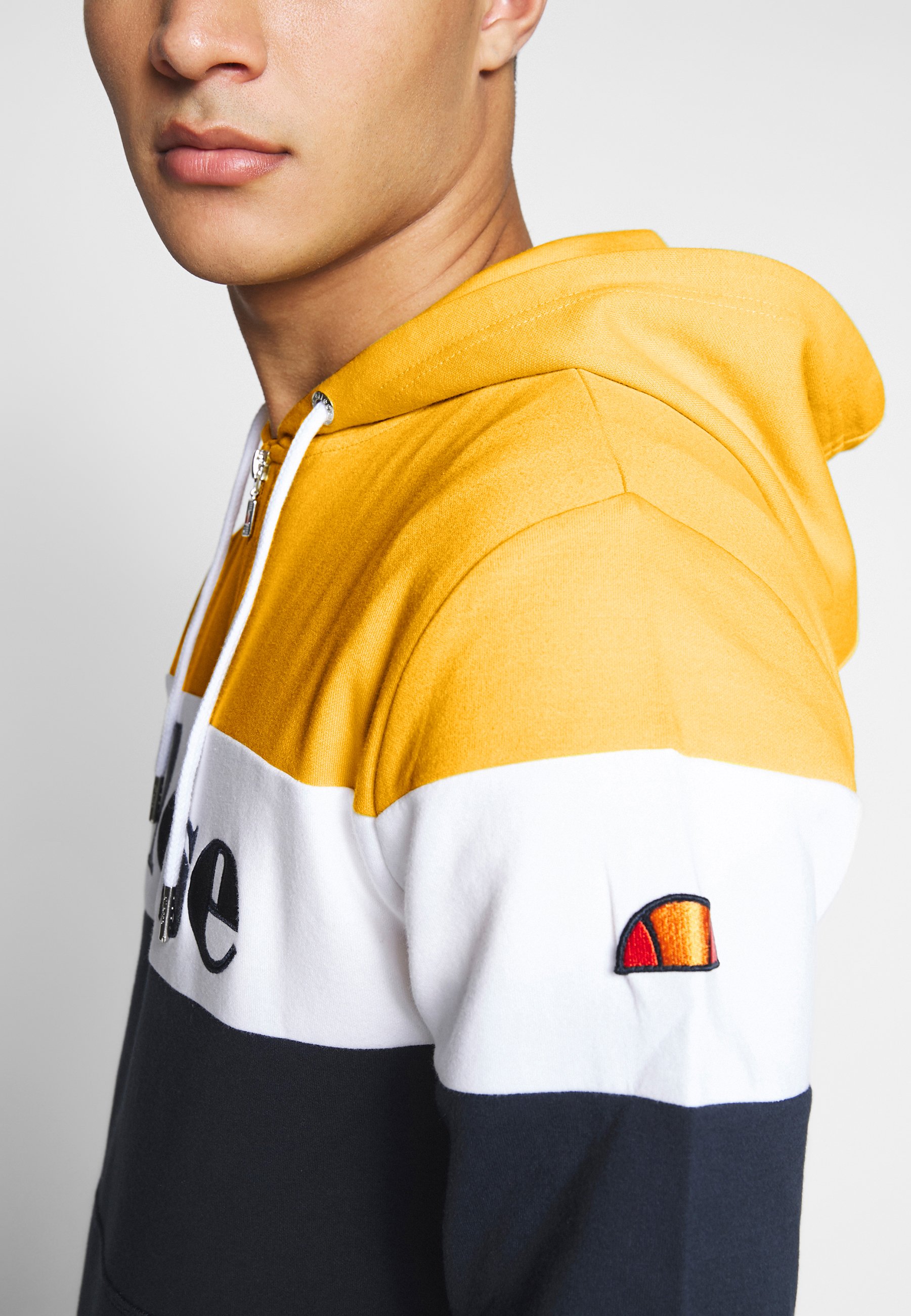 ellesse secora hoodie