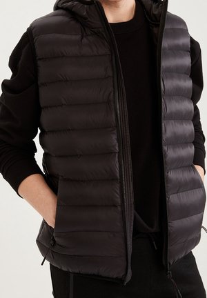 Vest - black