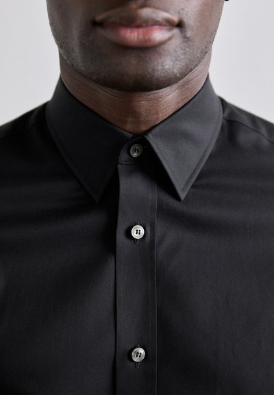 Tiger of Sweden ADLEY - Dalykiniai marškiniai - black