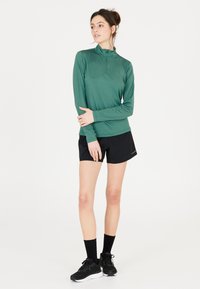 Endurance MIDLAYER JAELYN - Langærmet T-shirt - donkergroen