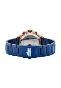 Reloj de acero inoxidable azul con caja de oro rosa, botones de cronógrafo y un logotipo en la correa. Presenta un acabado pulido y suave.