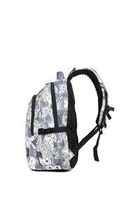 Zaino con un motivo di gatti giocosi in grigio e bianco; presenta due tasche anteriori con zip, spallacci imbottiti e un retro testurizzato.