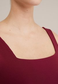 WE Fashion Topp - red
