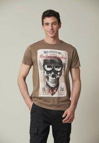 Niet geselecteerd, Dark Taupe